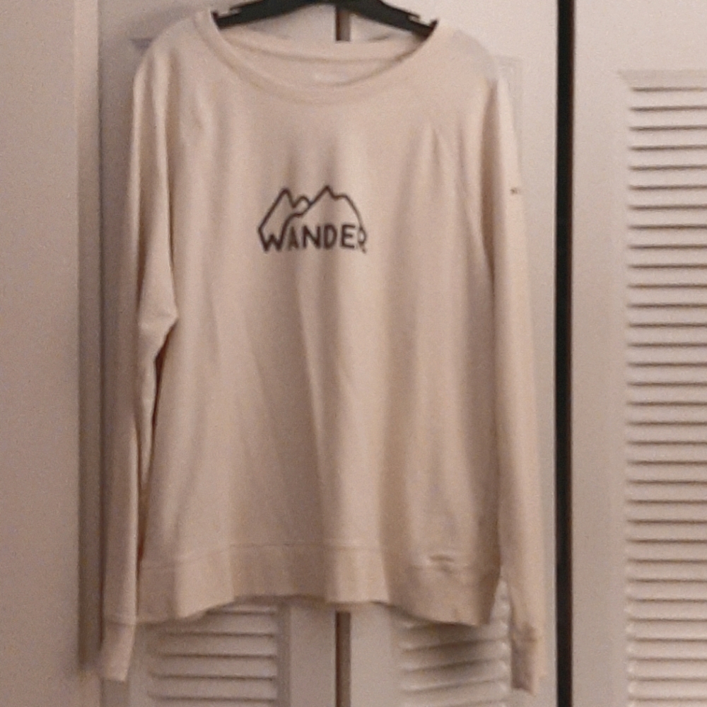 Women's cream sweatshirt